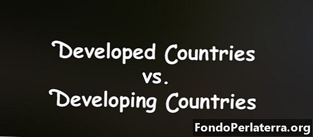 מדינות מפותחות לעומת מדינות מתפתחות